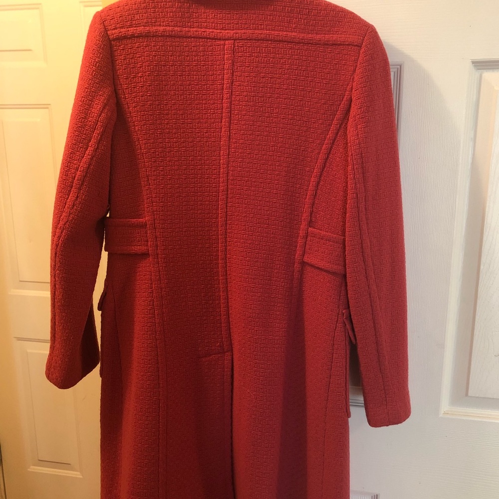 Pinkish red coat.. Very nice, thick coat.. Moda